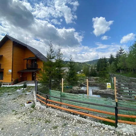 Lodge Pensiunea Pastravul De Aur *